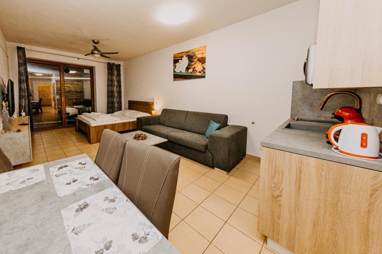 Fatrapark 2, Ap217 Apartment Ruzomberok Bagian luar foto