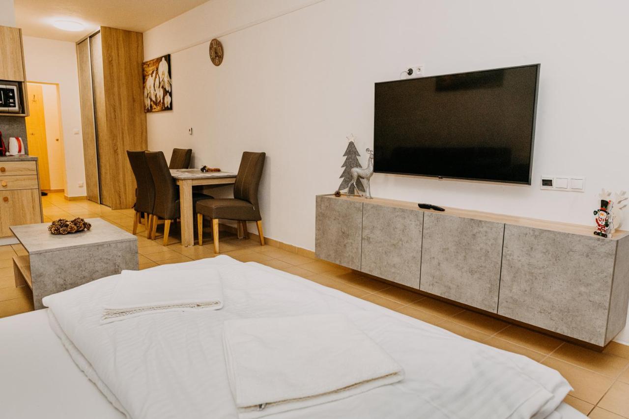 Fatrapark 2, Ap217 Apartment Ruzomberok Bagian luar foto